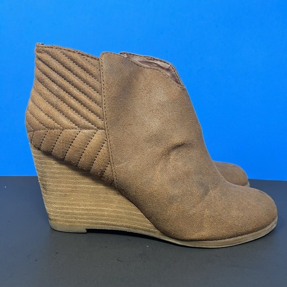 Carlos by‎ Carlos Santana Camira Brown Faux Suede Booties Ankle Boots Women's 9 - Picture 2 of 12